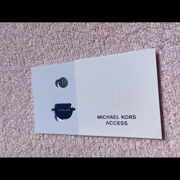 COPY - Michael Kors smart watch - Picture 8 of 12